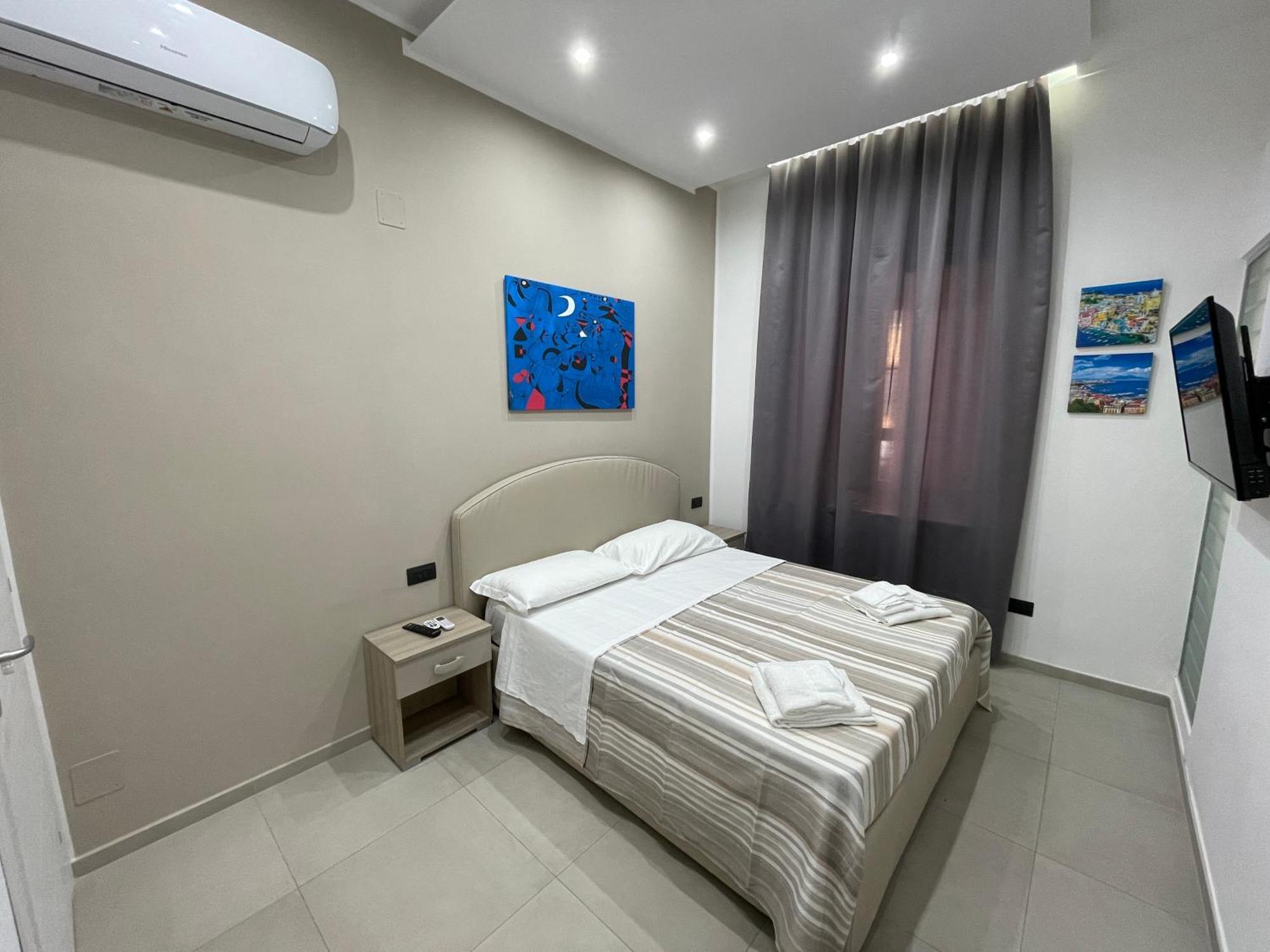 Room25Mq Cercola Exterior foto
